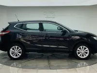 Gebraucht Nissan Qashqai Acenta 115 PS (84 kW) 2017 Schwarz SUV