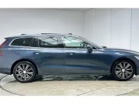 Used Volvo V60 Inscription 190 HP (139 kW) 2019 Blue Estate
