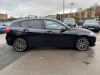 Used BMW 118 Sport Line 134 HP (98 kW) 2022 Black Hatchback