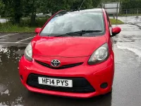 Used Toyota Aygo 68 HP (50 kW) 2014 Multicoloured Hatchback