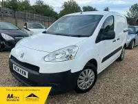 Used Peugeot Partner 2014 White