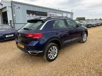 Usado VW T-Roc SE 115 HP (84 kW) 2018 Azul SUV