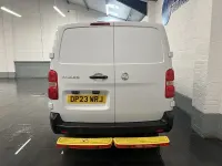 Used Vauxhall Vivaro S 100 HP (73 kW) 2023 White MPV