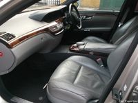 Used Mercedes S320 235 HP (172 kW) 2006 Sedan