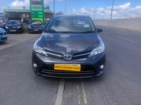 Used Toyota Verso 112 HP (82 kW) 2016 Grey MPV