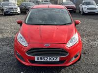 Used Ford Fiesta Zetec 82 HP (60 kW) 2012 Red Hatchback