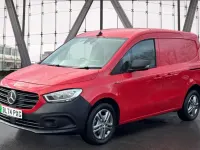 Usado Mercedes eCitan Progressive 89 kW (122 HP) 2025 Vermelho Van