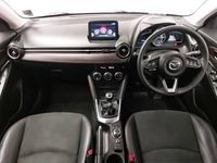 Begagnad Mazda 2 Inclusive 90 HK (66 kW) 2018 Röd Halvkombi