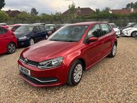 Begagnad VW Polo 2014 Röd Halvkombi