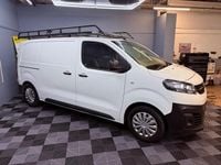 Used Vauxhall Vivaro Edition 100 HP (73 kW) 2019 White MPV