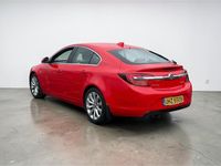 Second-hand Vauxhall Insignia Elite 136 CP (100 kW) 2016 Roșu Hatchback