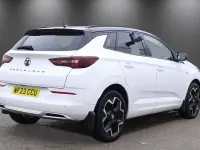 Used Vauxhall Grandland X Ultimate 130 HP (95 kW) 2023 White SUV
