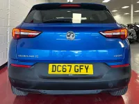 Usado Vauxhall Grandland X S 130 HP (95 kW) 2018 Azul SUV