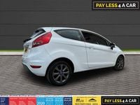 Used Ford Fiesta Zetec 82 HP (60 kW) 2011 White Hatchback