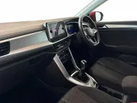 Used VW T-Roc Life 110 HP (80 kW) 2022 Red SUV
