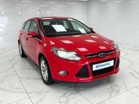 Used Ford Focus Zetec 125 HP (91 kW) 2011 Red Hatchback