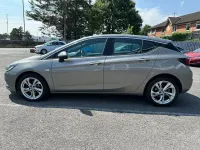 Used Vauxhall Astra SRi 150 HP (110 kW) 2017 Grey Hatchback
