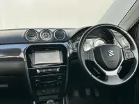 Second-hand Suzuki Vitara SZ5 140 CP (102 kW) 2019 Roșu SUV