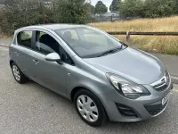 Used Vauxhall Corsa Design Edition 100 HP (73 kW) 2014 Silver Hatchback