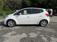 Used Hyundai ix20 Style 125 HP (91 kW) 2013 White Hatchback