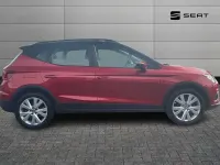 Usado Seat Arona SE Technology 94 CV (69 kW) 2020 Rojo SUV