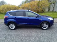 Usado Ford Kuga Titanium 150 HP (110 kW) 2016 Azul SUV