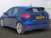 Used Ford Focus ST-Line 140 HP (102 kW) 2017 Blue Hatchback