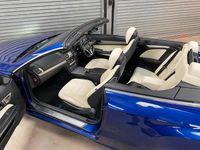 Begagnad Mercedes E220 AMG line 175 HK (128 kW) 2016 Blå Cab