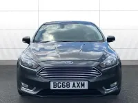 Usado Ford Focus Titanium 120 CV (88 kW) 2017 Gris Utilitario