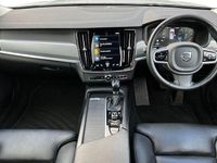 Usado Volvo V90 Momentum 254 HP (186 kW) 2020 Prateado Carrinha