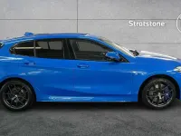 Usado BMW 118 M Sport 134 CV (98 kW) 2023 Azul Utilitario