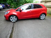 Used Kia Rio 2014 Red Hatchback