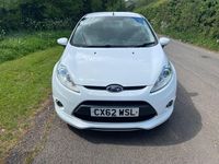 Used Ford Fiesta Metall 2012 White Hatchback