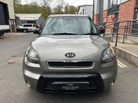 Used Kia Soul 126 HP (92 kW) 2010 Silver SUV
