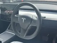 Used Tesla Model Y Standard Range 219 kW (299 HP) 2023 White SUV