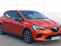 Used Renault Clio Evolution 90 HP (66 kW) 2023 Orange Hatchback