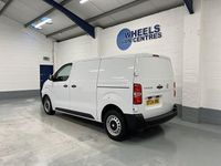 Used Vauxhall Vivaro S 120 HP (88 kW) 2024 White MPV
