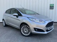 Używany Ford Fiesta Titanium 2014 Srebrny Hatchback
