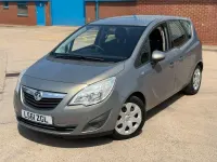 Used Vauxhall Meriva 2011 Brown MPV