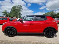 Used SsangYong Tivoli 115 HP (84 kW) 2016 Red SUV