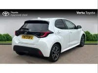 Used Toyota Yaris Design 116 HP (85 kW) 2023 White Hatchback