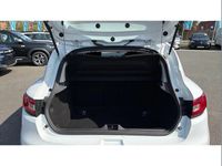 Used Renault Clio IV Play 75 HP (55 kW) 2017 White Hatchback