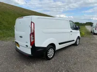 Begagnad Ford Transit Custom 105 HK (77 kW) 2018 Vit Van