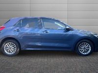Used Kia Rio 99 HP (72 kW) 2019 Blue Hatchback