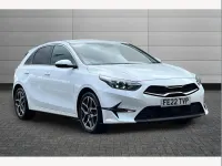 Used Kia Ceed 158 HP (116 kW) 2022 White Hatchback