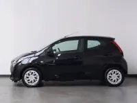 Used Toyota Aygo X-play 72 HP (52 kW) 2022 Black Hatchback