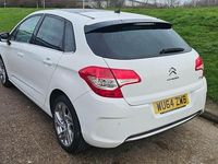 Used Citroën C4 SELECTION 2014 White Hatchback