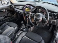 used Mini Cooper SD HATCH 2.0EURO 6 (S/S) 3DR DIESEL FROM 2017 FROM NUNEATON (CV10 7RF) | SPOTICAR