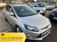 Used Ford Focus Zetec 125 HP (91 kW) 2012 Silver Hatchback