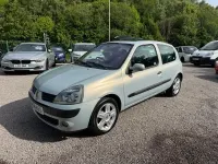 Used Renault Clio Dynamique 98 HP (72 kW) 2005 Silver Hatchback